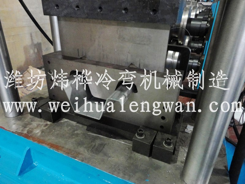 鋼板倉自動(dòng)生產(chǎn)流水線